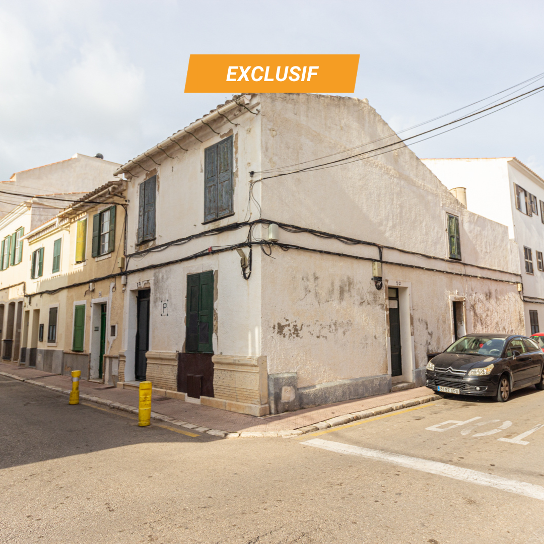 Maison entière à rénover à Mahón
