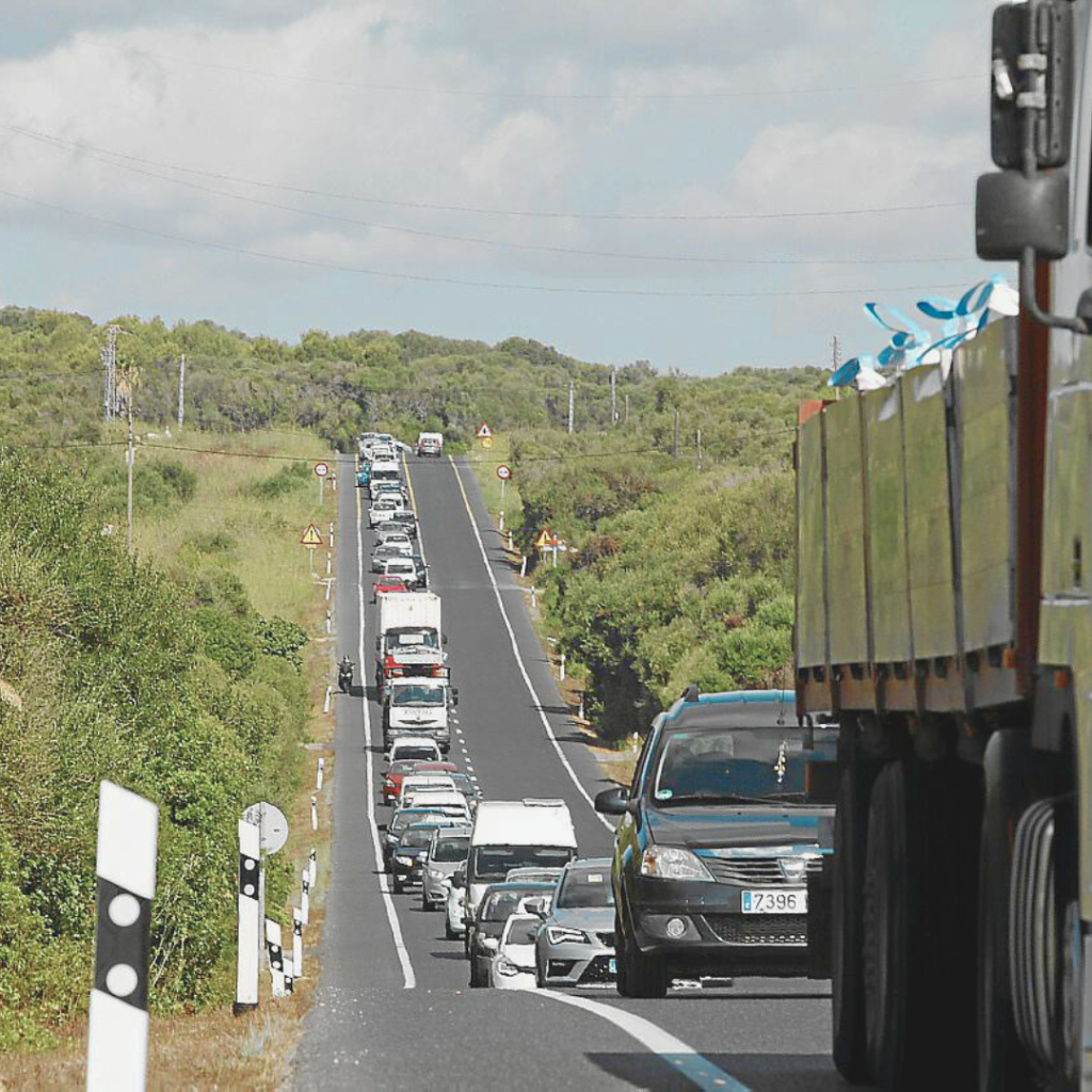 evita las horas punta en la carretera en Menorca