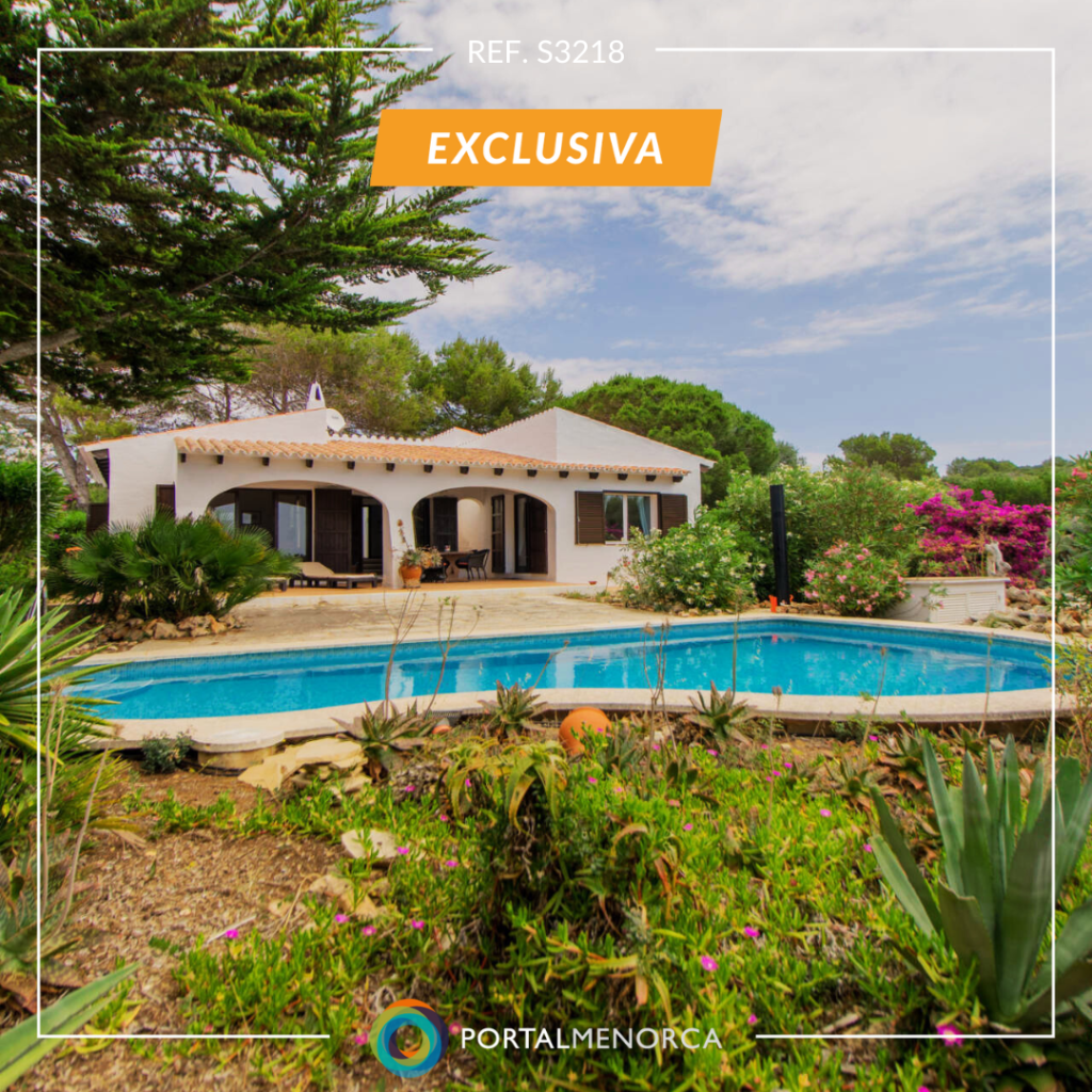 villa avec piscine et garage dans l'urbanisation exclusive de Cap d'en Font