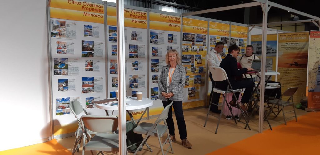la directrice de Fincas Sunshine, Carol Thomas à A place in the Sun Birmingham