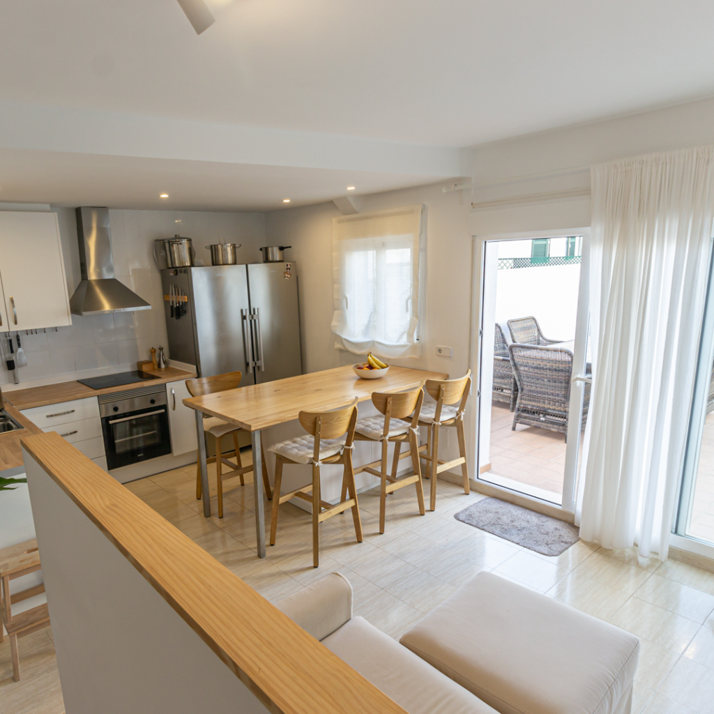 Vendre une propriété - histoire de succès : L'importance de vendre une propriété avec une agence immobilière