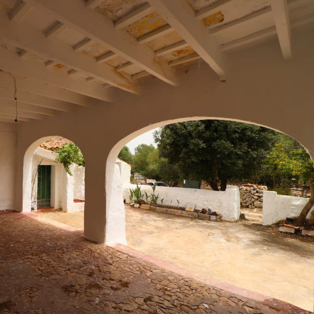 Inspiration and Success Stories for refurbishing a house in menorca