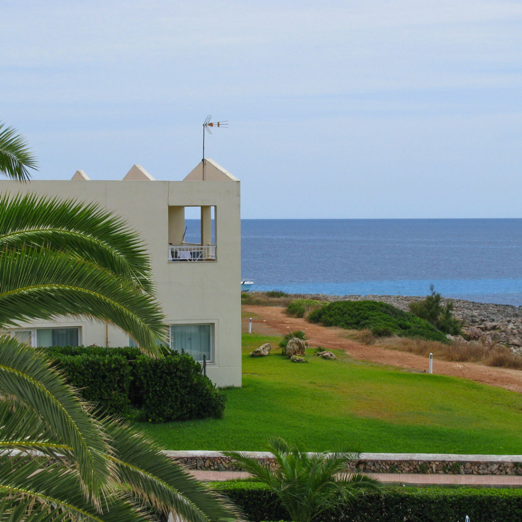 Photography: Showcase Menorca's natural light and landscape in your listing