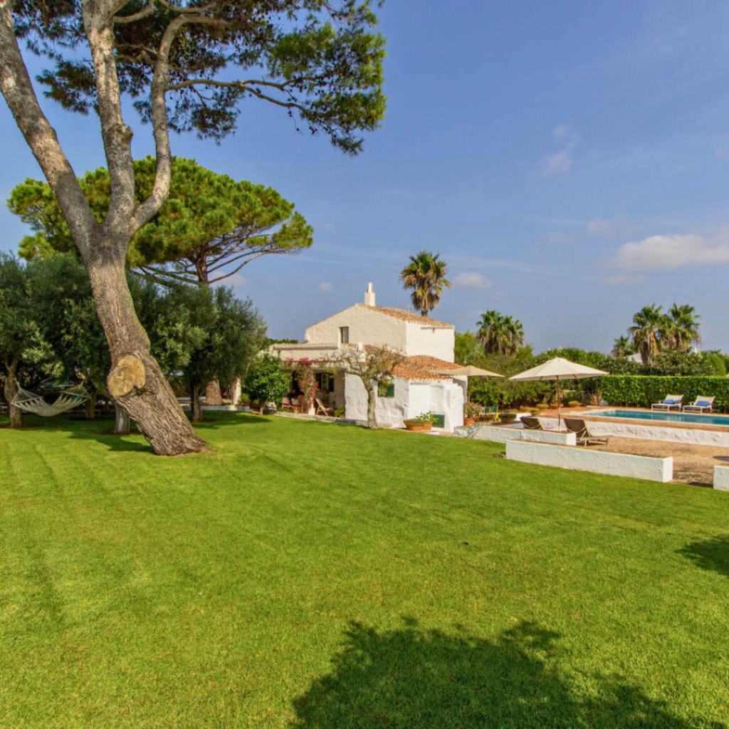 Country Houses or Rustic Estates in Nature