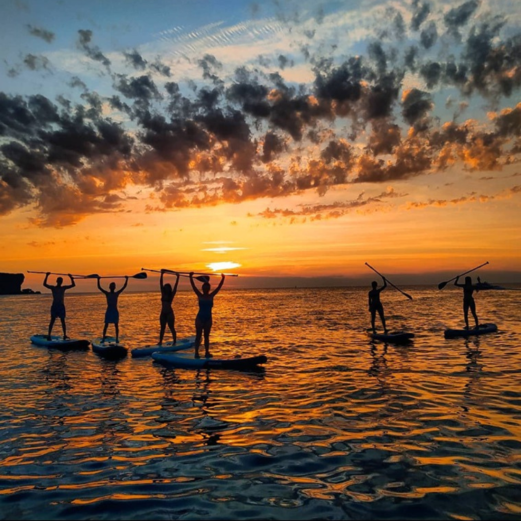 sea and aquatic activities in Menorca by Menorcaporuntubo