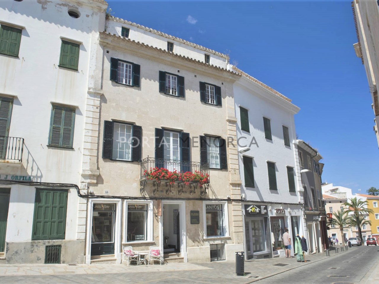 Singular edificio en venta en el centro de Mahón